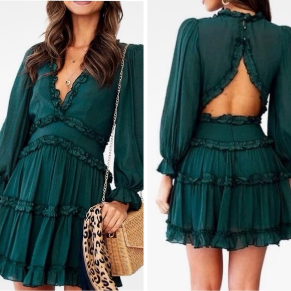 Dresses & Skirts - Elegant Green Ruffle Dress